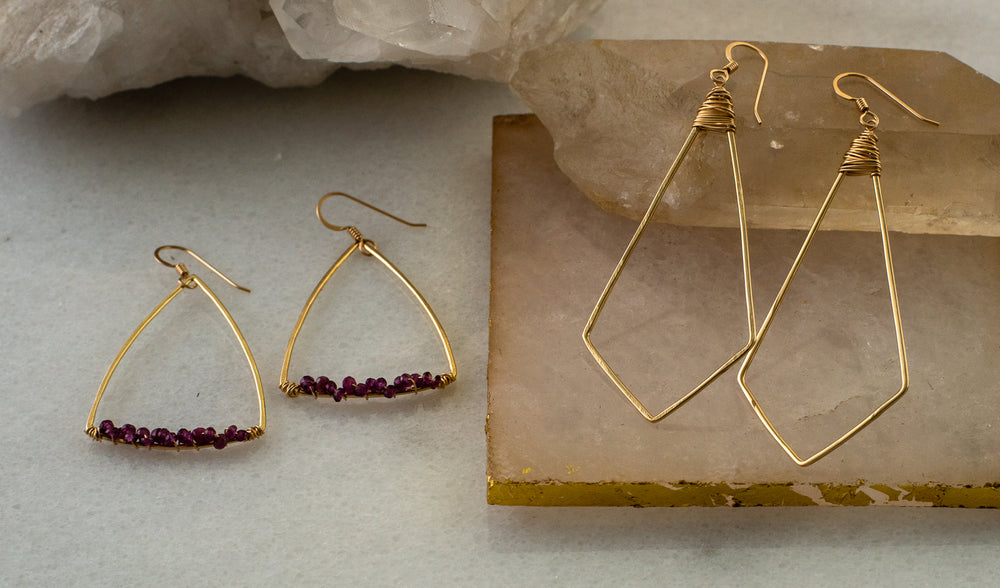 
                
                    Load image into Gallery viewer, Emery Earrings
                
            